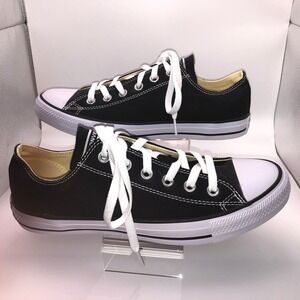 Converse Chuck Taylor All Star Low Top Black White Sneakers Men 7.5 Women 9.5